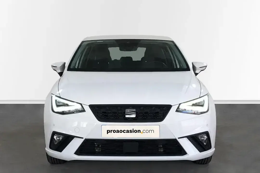 Usado Seat Ibiza Style 110 CV (80 kW) 2023 Blanco Utilitario