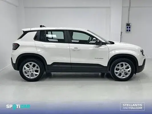 Usado Jeep Avenger Altitude 100 CV (73 kW) 2024 SUV