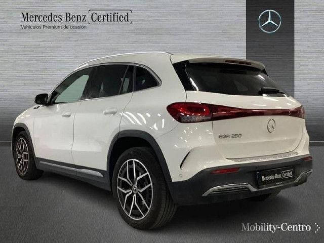 Usado Mercedes EQA250 AMG line 139 kW (190 CV) 2022 Blanco polar  pintura unicolor SUV