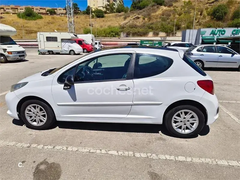 Usado Peugeot 207 GTi 110 CV (80 kW) 2007 Blanco Berlina