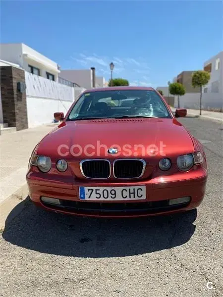 Usado BMW 318 143 CV (105 kW) 2003 Rojo Coupe