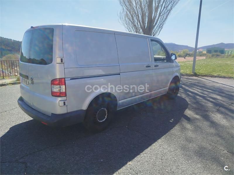 Usado VW Transporter 140 CV (102 kW) 2012 Gris / plata Van