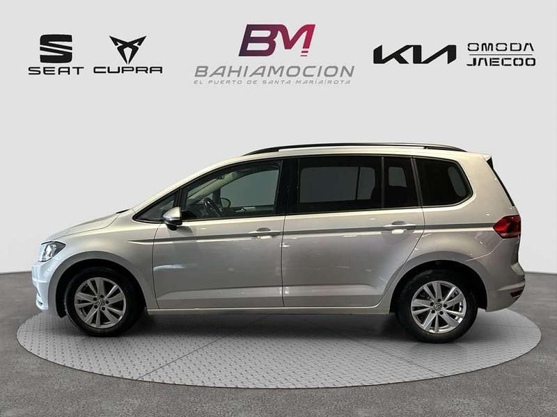 Usado VW Touran Business 116 CV (85 kW) 2020 Plateado Monovolumen
