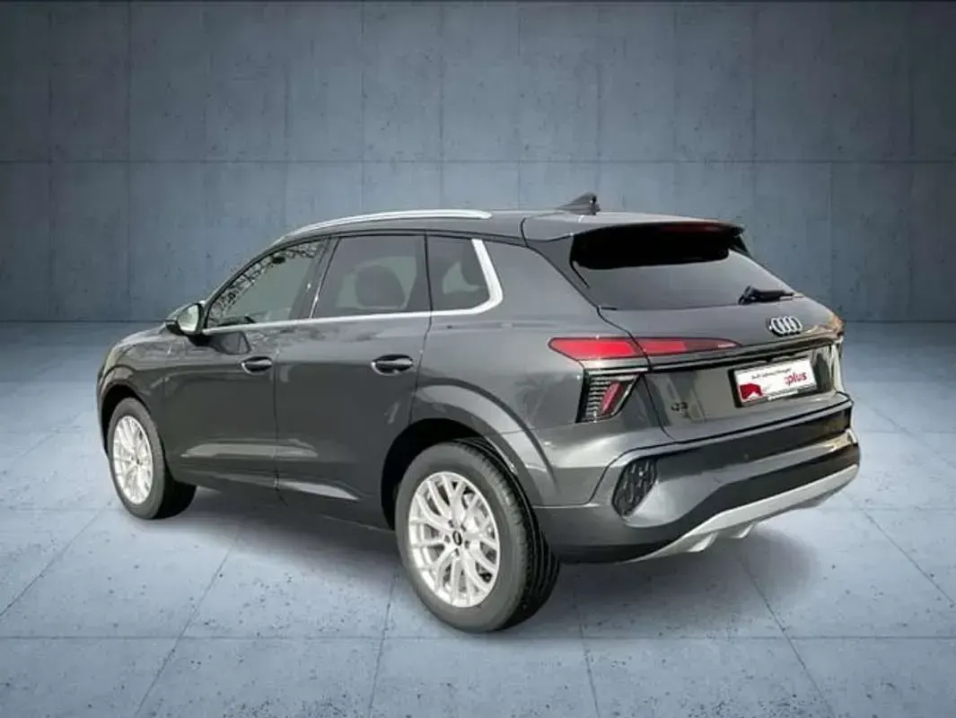 Usado Audi Q3 S-Line 150 CV (110 kW) 2026 Gris SUV