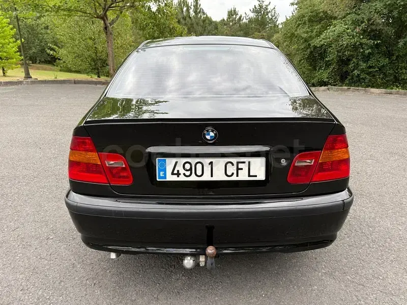 Usado BMW 320 150 CV (110 kW) 2003 Negro Berlina