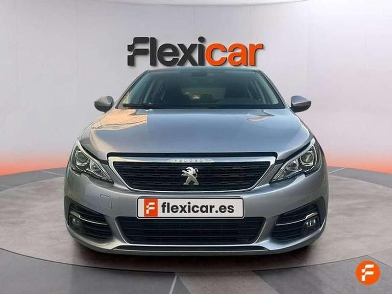 Usado Peugeot 308 Active 131 CV (96 kW) 2021 Gris Utilitario