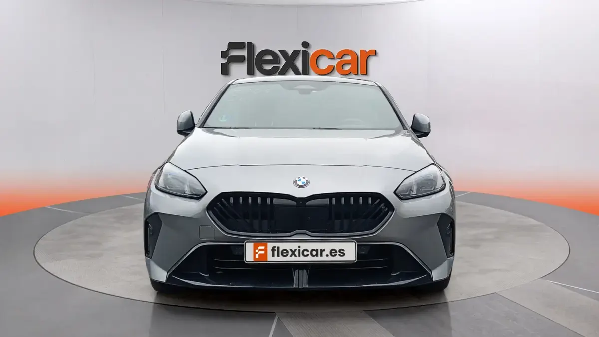 Usado BMW 120 163 CV (119 kW) 2024 Gris Berlina