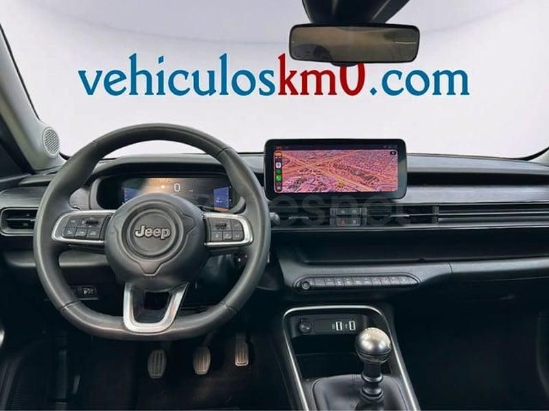 Begagnad Jeep Avenger Altitude 100 HK (73 kW) 2024 Gul SUV