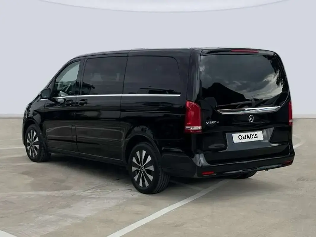 Usado Mercedes V220 Avantgarde 163 CV (119 kW) 2022 Negro Monovolumen
