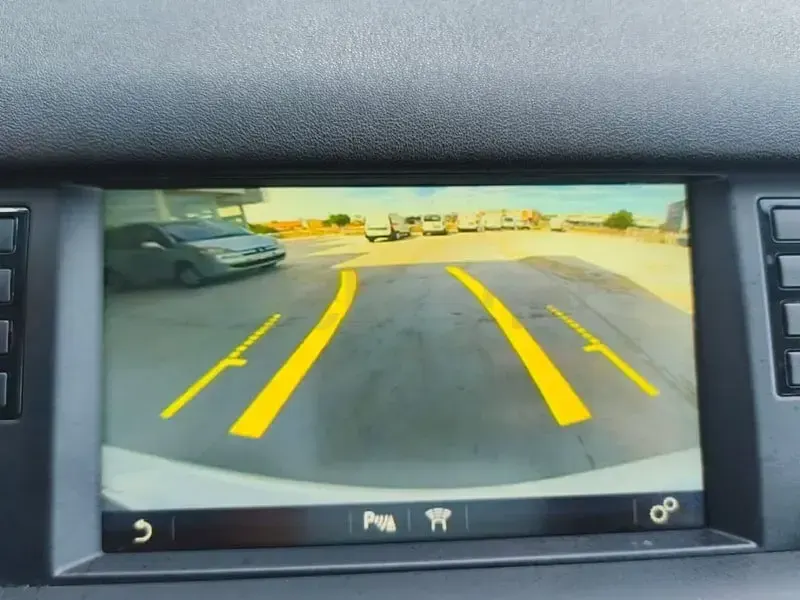 Usado Land Rover Discovery Sport SE 150 CV (110 kW) 2019 Blanco SUV