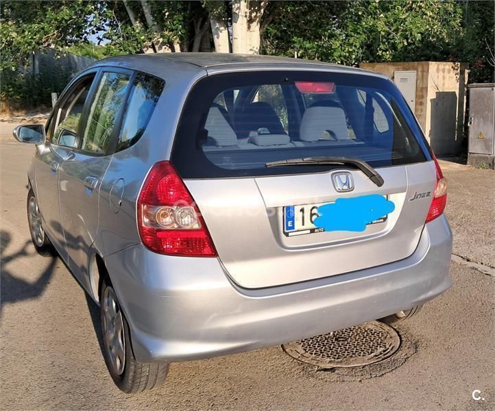 Gris / plata Usado 2005 Honda Jazz LS Utilitario | 3200 € - Imagen 1/4