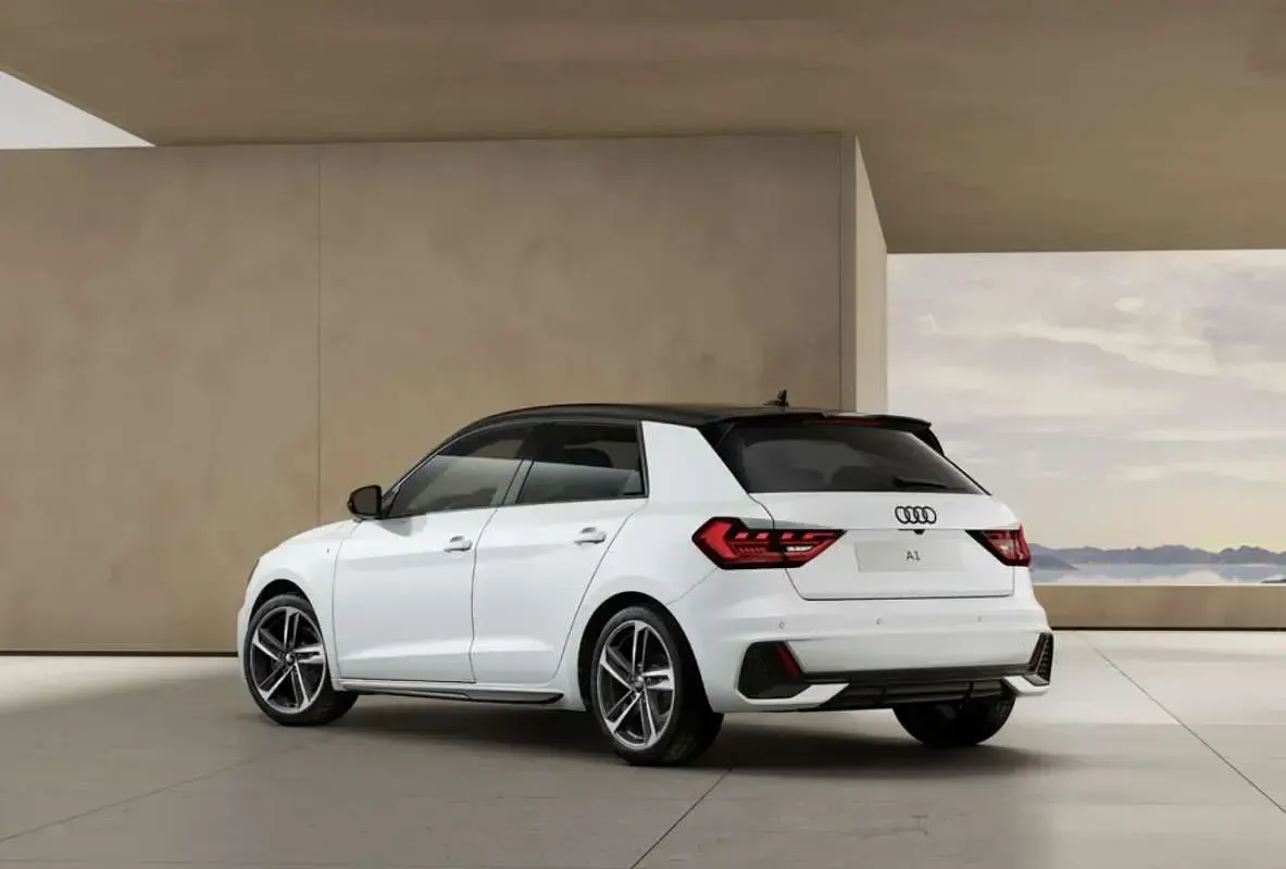 Nuevo Audi A1 Sportback Black Edition 116 CV (85 kW) 2026 Blanco Utilitario