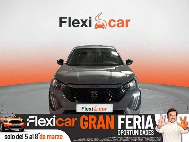 Usado Peugeot 2008 Active 101 CV (74 kW) 2023 Gris SUV