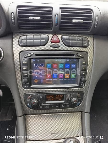 Usado Mercedes C220 143 CV (105 kW) 2002 Negro Berlina