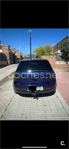 Usado VW Golf IV 105 CV (77 kW) 2006 Azul Berlina