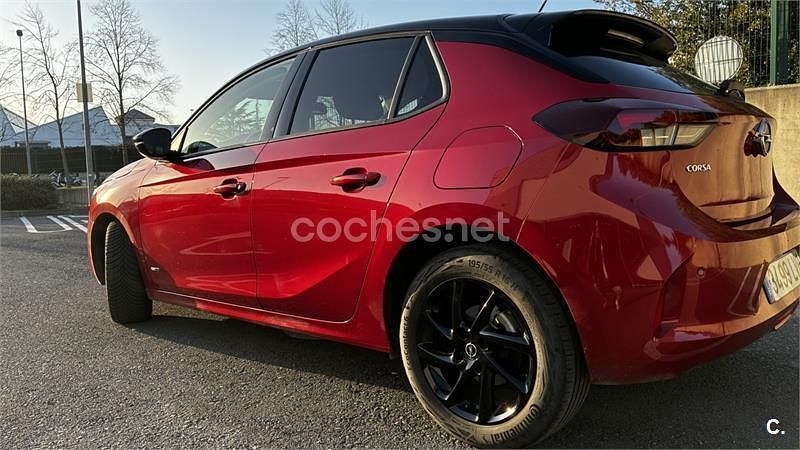 Usado Opel Corsa GS Line 100 CV (73 kW) 2022 Rojo Utilitario