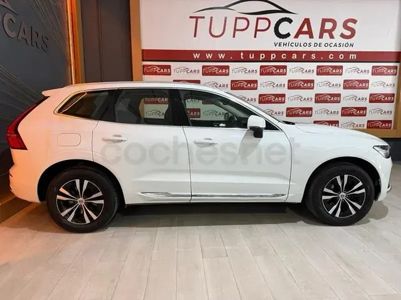 Usado Volvo XC60 Plus 350 CV (257 kW) 2022 Blanco SUV