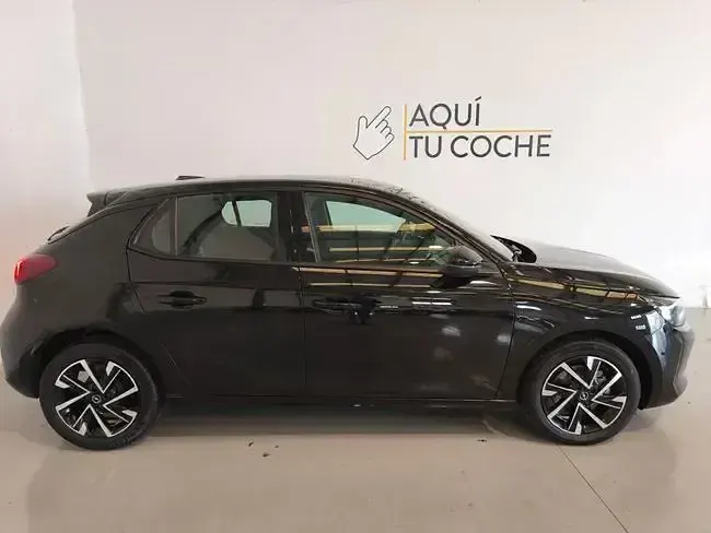 Usado Opel Corsa 100 CV (73 kW) 2024 Negro Utilitario
