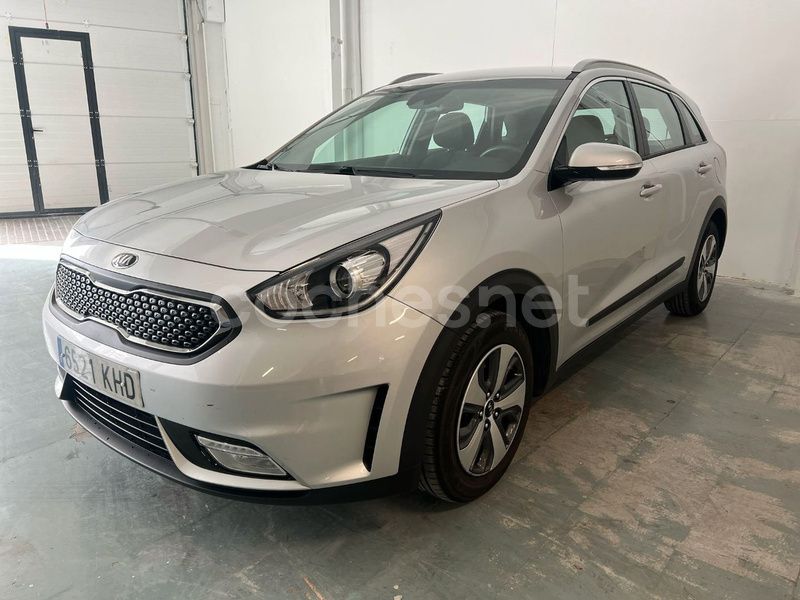 Gris / plata Usado 2018 Kia Niro SUV | 16.790 € (Precio justo) - Imagen 1/4