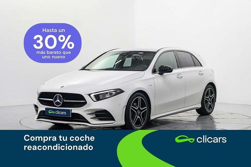 Negro Usado 2022 Mercedes A180 Utilitario | 25.890 € (Precio justo) - Imagen 1/4