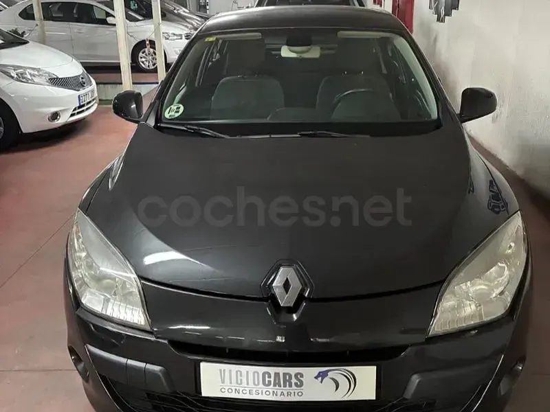 Usado Renault Mégane III Business 105 CV (77 kW) 2009 Negro Berlina