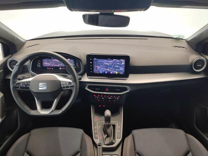 Usado Seat Arona FR 115 CV (84 kW) 2024 Negro SUV