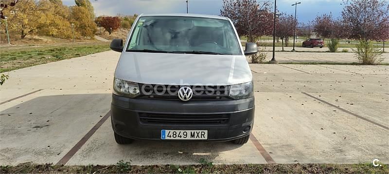 Gris / plata Usado 2014 VW T5 Pro Van | 22.500 € (Un poco caro) - Imagen 1/4