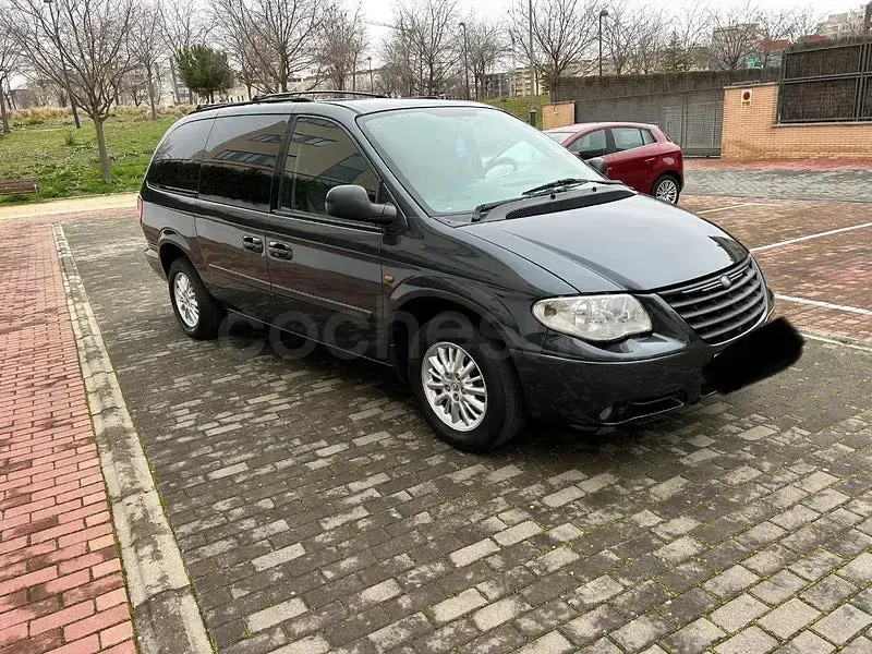 Usado Chrysler Grand Voyager Limited 150 CV (110 kW) 2008 Gris / plata Monovolumen
