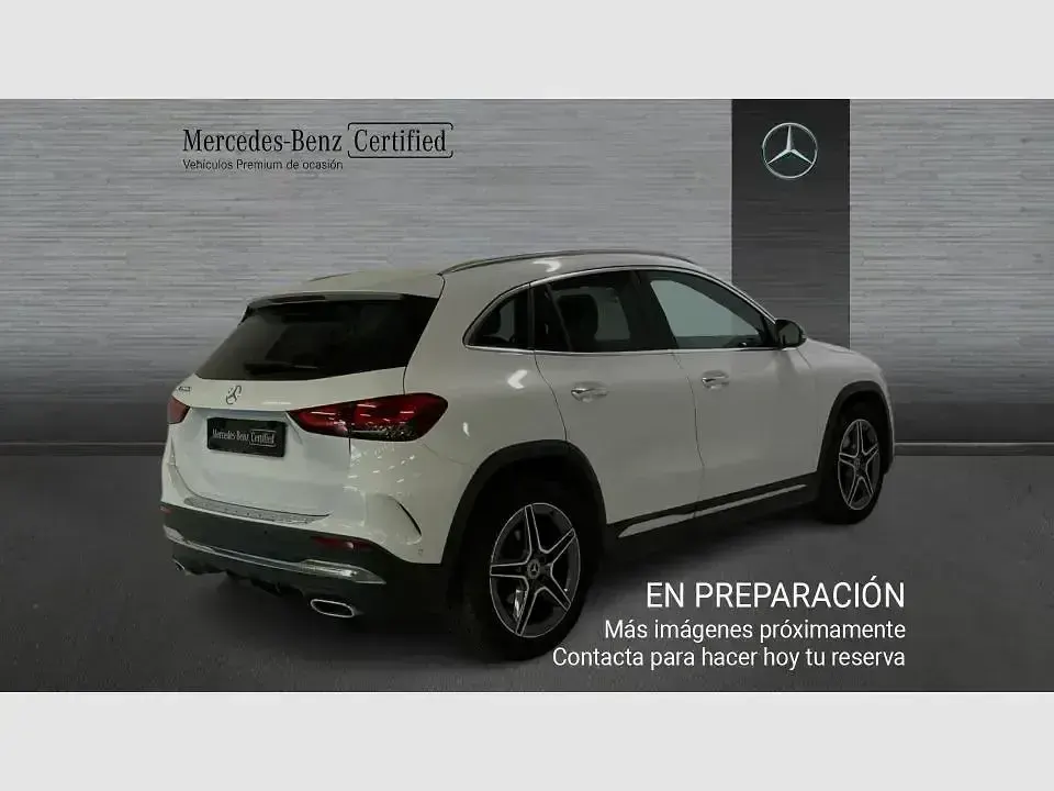 Usado Mercedes GLA200 150 CV (110 kW) 2023 Blanco SUV