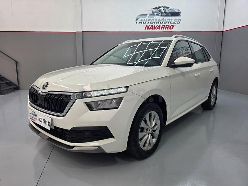Usado Skoda Kamiq Ambition 110 CV (80 kW) 2021 Blanco SUV
