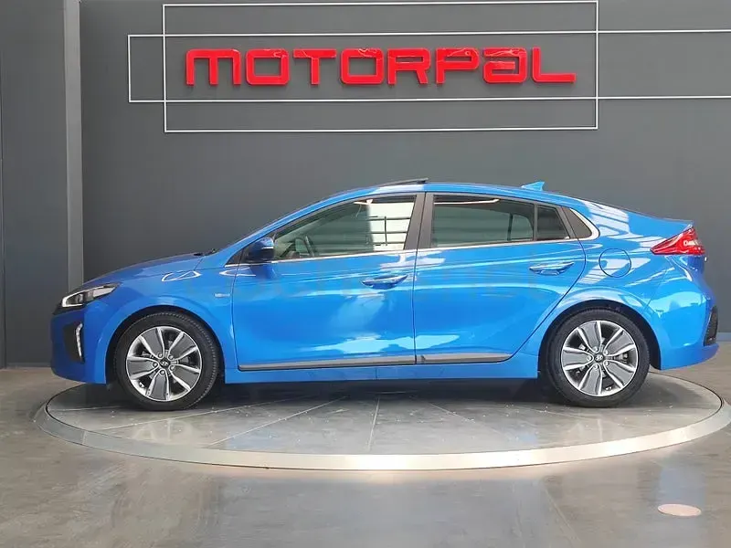 Usado Hyundai Ioniq Style 141 CV (103 kW) 2018 Azul Utilitario