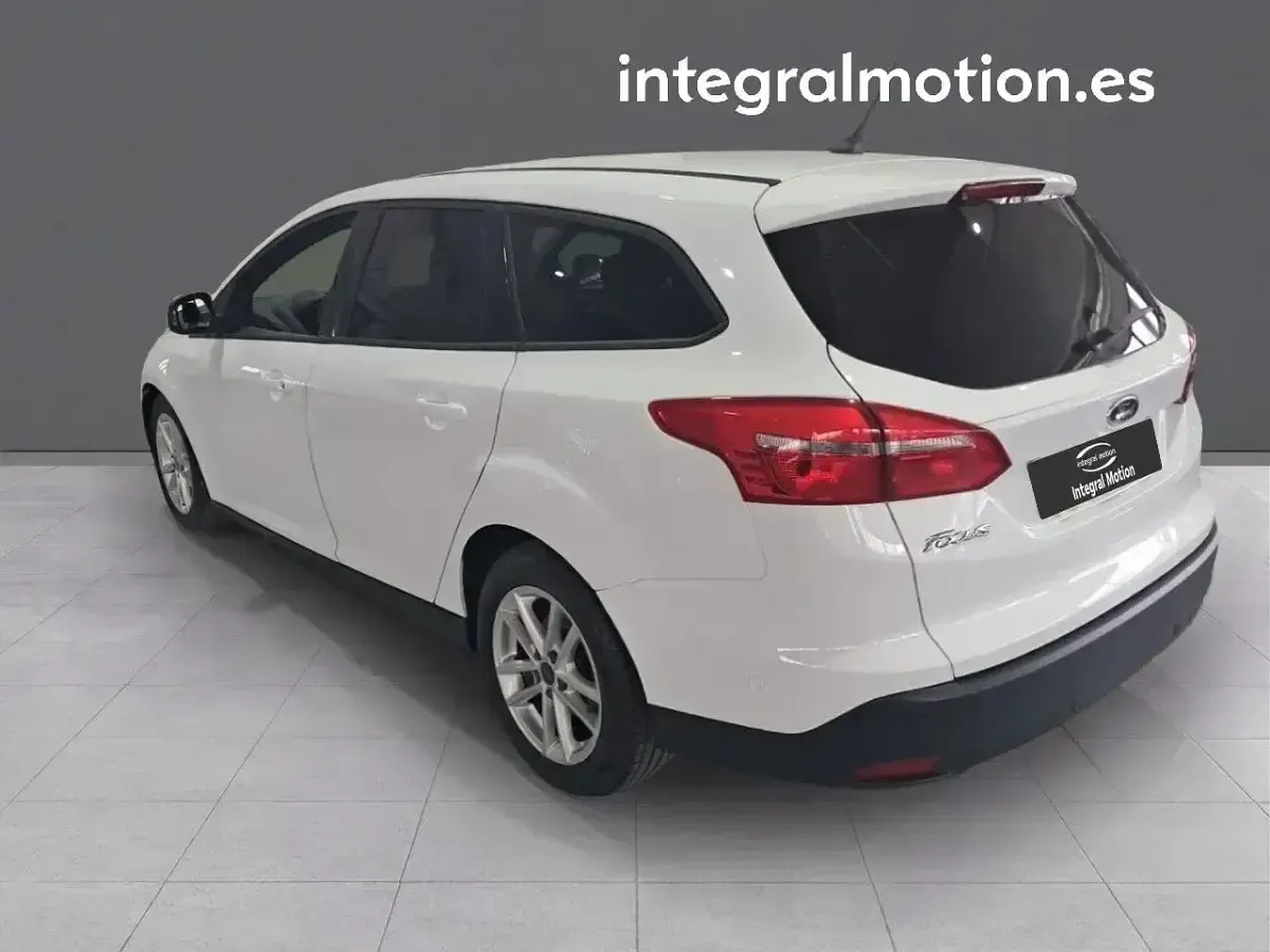 Usado Ford Focus Business Edition 119 CV (87 kW) 2017 Blanco