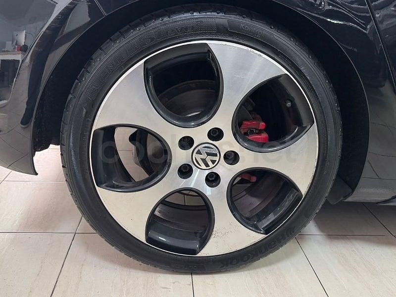 Usado VW Golf VI GTI 235 CV (172 kW) 2011 Negro Utilitario