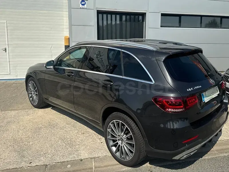 Usado Mercedes GLC200 163 CV (119 kW) 2021 Gris / plata SUV