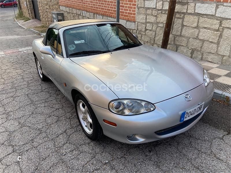 Gris / plata Usado 2003 Mazda MX5 Active Descapotable | 7500 € (Precio justo) - Imagen 1/4