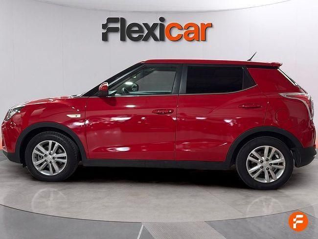Usado Ssangyong (KGM) Tivoli Limited 128 CV (94 kW) 2017 Rojo SUV