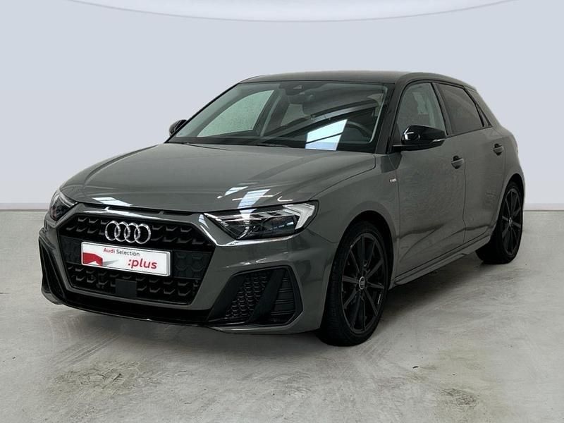 Gris Usado 2021 Audi A1 Sportback Utilitario | 25.900 € (Caro) - Imagen 1/4