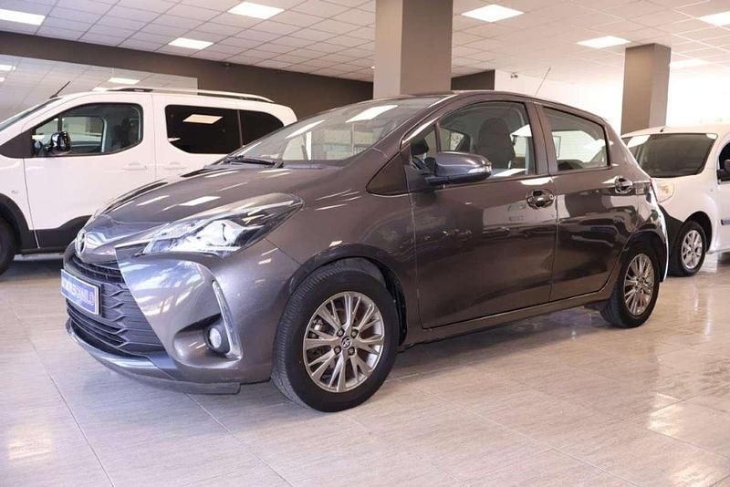 Brugt Toyota Yaris Active 69 HK (50 kW) 2017 Grå Hatchback