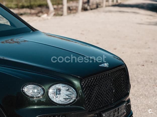 Usado Bentley Bentayga 550 CV (404 kW) 2023 Verde SUV