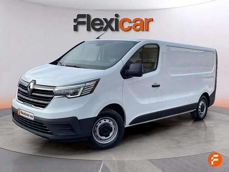 Usado Renault Trafic Equilibre 150 CV (110 kW) 2022 Blanco Monovolumen