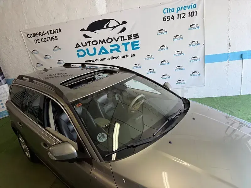 Usado Volvo XC70 Summum 185 CV (136 kW) 2008 Gris / plata Familiar