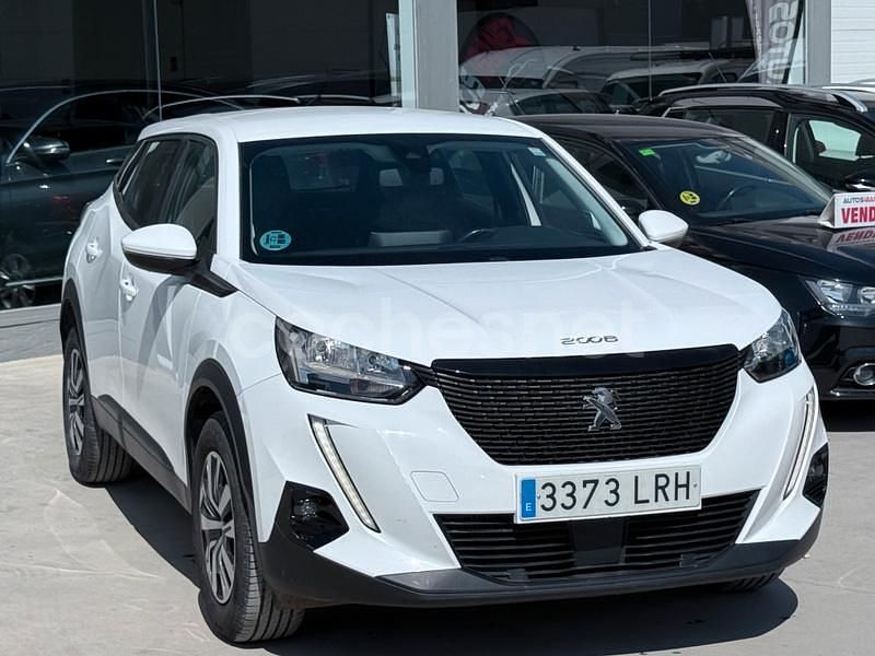 Usado Peugeot 2008 Allure 110 CV (80 kW) 2022 Blanco SUV