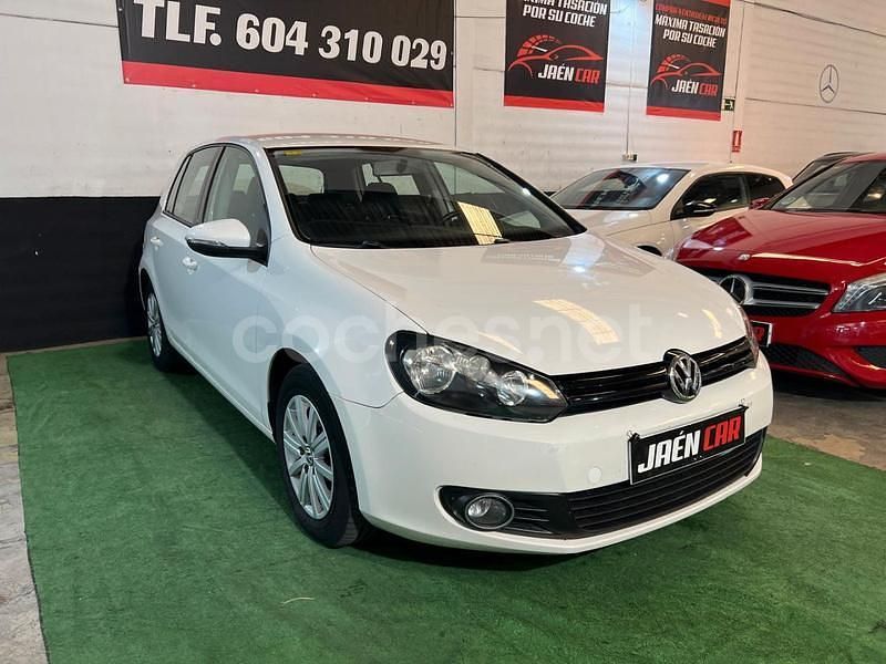 Blanco Usado 2010 VW Golf VI Advance Berlina | 6980 € (Precio justo) - Imagen 1/4