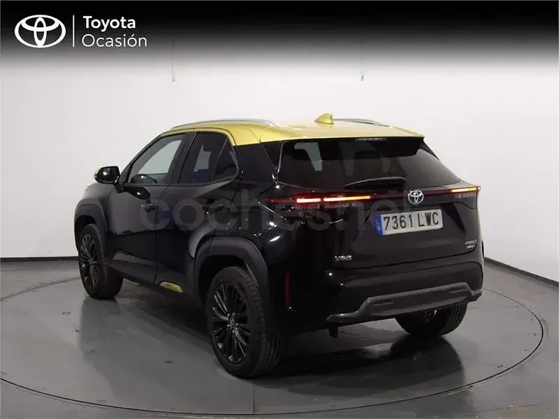 Occasion Toyota Yaris Cross 116 PK (85 kW) 2022 Zwart SUV