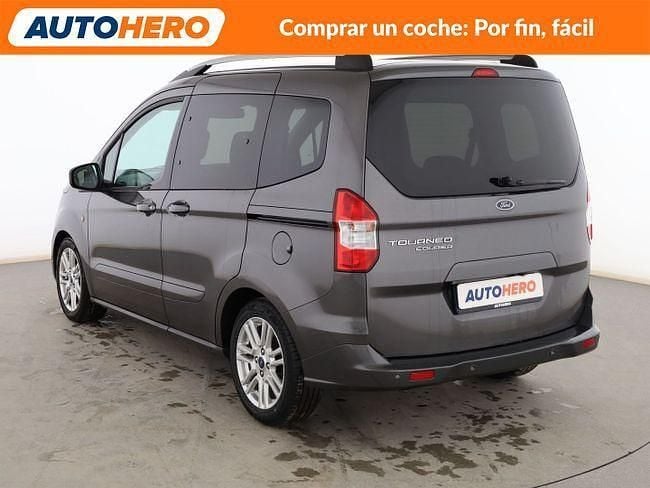 Usado Ford Tourneo Courier Titanium 100 CV (73 kW) 2018 Gris Monovolumen