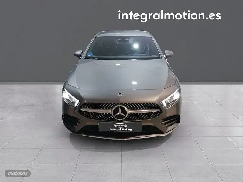 Usado Mercedes A250 217 CV (159 kW) 2020 Gris Berlina