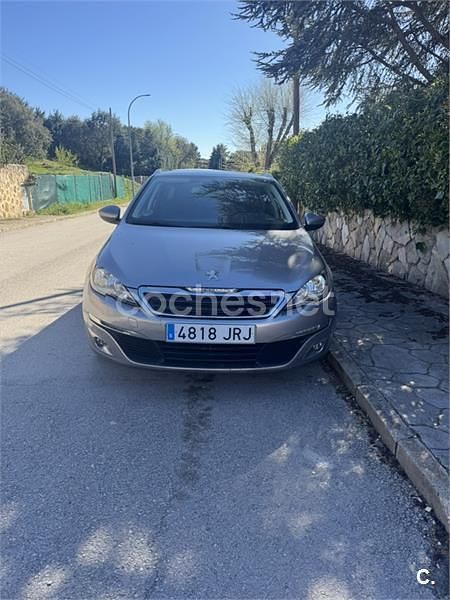 Usado Peugeot 308 SW Style 130 CV (95 kW) 2016 Gris / plata Familiar