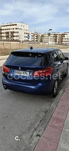 Usado BMW 225 Active Tourer iPerformance 224 CV (164 kW) 2018 Azul Monovolumen