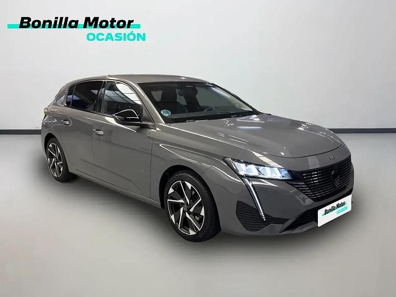Usado Peugeot 308 Allure 130 CV (95 kW) 2024 Gris / plata Berlina