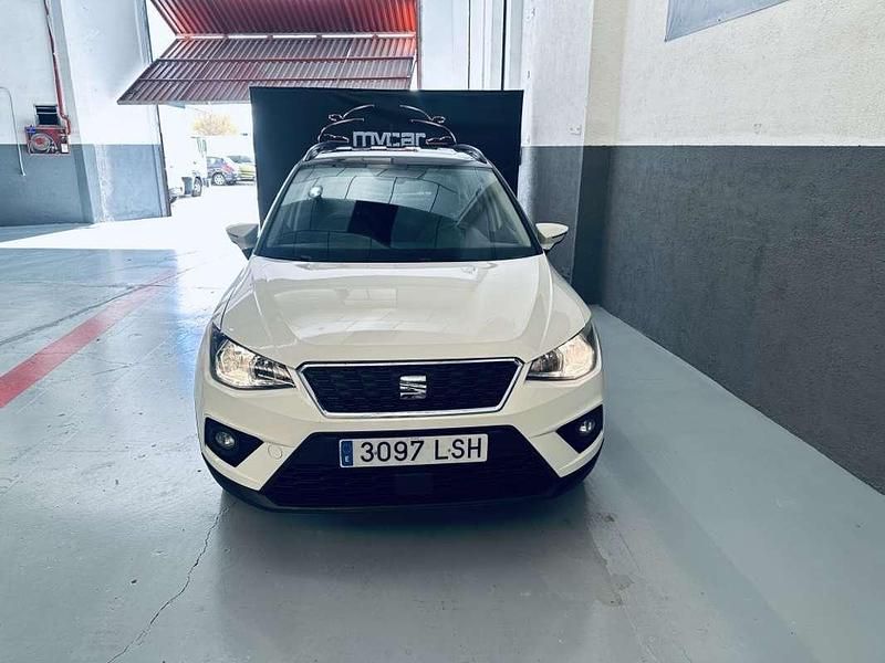 Usado Seat Arona Style 95 CV (69 kW) 2021 Blanco SUV